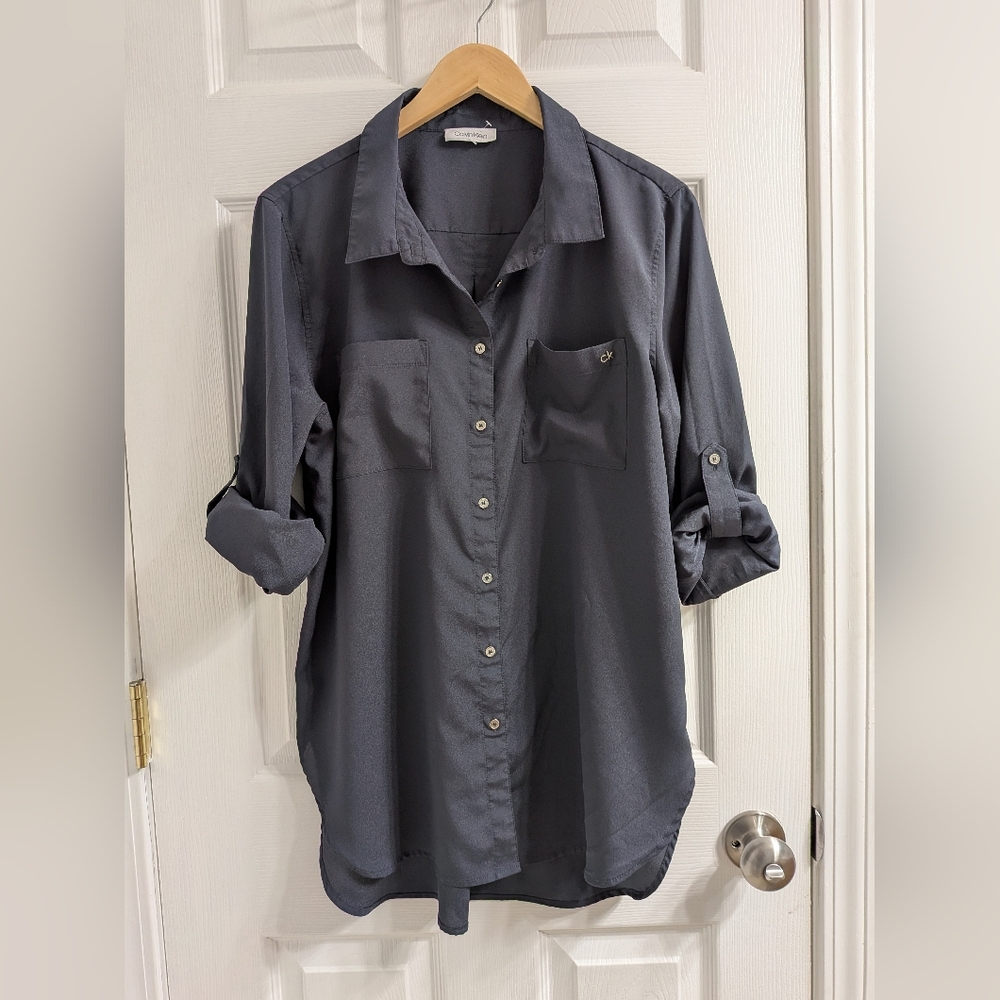 Women's Calvin Klein Blouse Button Up Flowy Silky Feel Gray Size‎ Medium Tunic